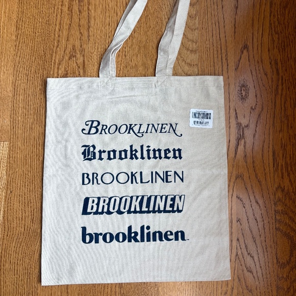 The Brooklinen Tote tan navy reusable bag - Picture 1 of 8